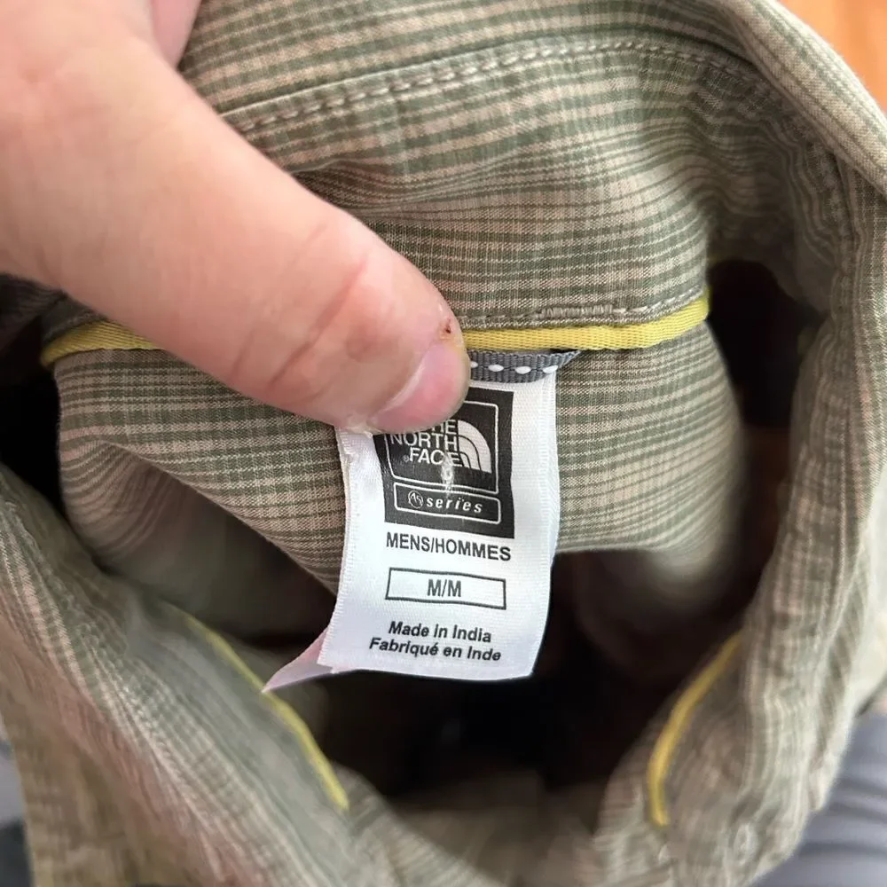 The North Face Men’s Button Down Shirt